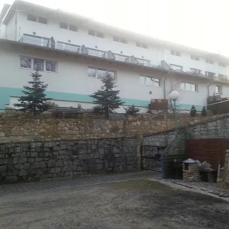 Üdülőközpont Beatka 3*